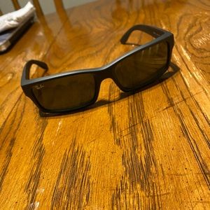 Ray Ban sunglasses. Excellent used condition